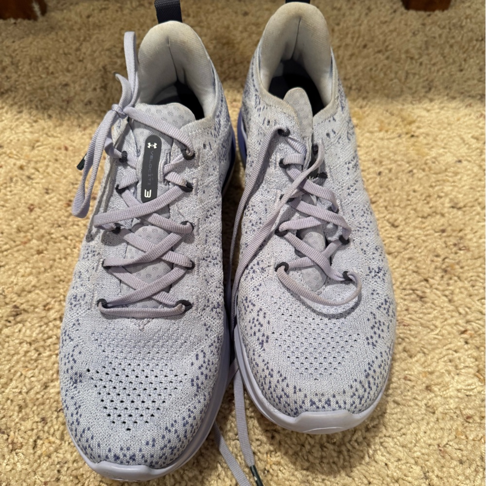 Under Armour velociti 3!